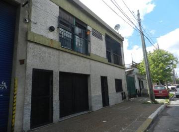 Casa · 208m² · 5 Ambientes · 1 Cochera · Casa en Venta en San Justo