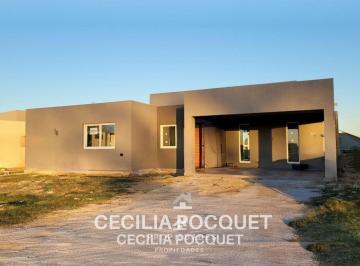 Casa · 186m² · 5 Ambientes · 1 Cochera · Casa en Venta Barrio San Simón Canning