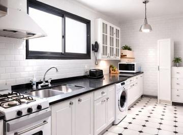 Departamento · 67m² · 3 Ambientes · Venta 3 Ambientes Balcón - Todo a Nuevo - Almagro