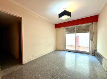 Departamento · 42m² · 3 Ambientes · Venta 3 Ambientes con Patio – Excelente Oportunidad de Inversión en Flores