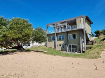 Casa · 222m² · 5 Ambientes · 1 Cochera · Casa 5 Ambientes a La Venta en Costa Esmeralda