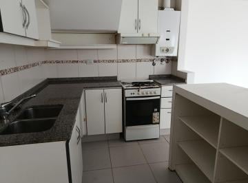 Departamento · 45m² · 2 Ambientes · Royo Inmobiliaria Alquila Planta Baja un Dormitorio en Candioti Sur