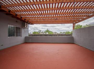PH · 93m² · 6 Ambientes · Venta 6 Ambientes Comodos Bien Distribuidos Permuta Y/o Financia Moron Apto Credito