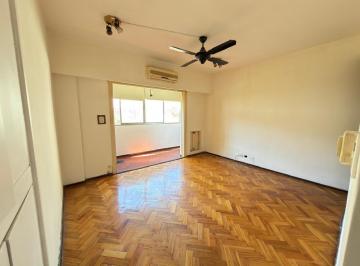 Departamento · 50m² · 2 Ambientes · Venta Departamento 2 Ambientes Luminoso con Balcón y Cerramiento - Apto Profesional - Apto Crédito!