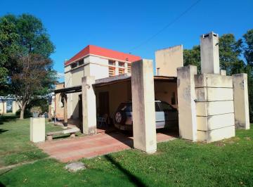 Casa · 190m² · 6 Ambientes · 1 Cochera · Venta Casa en Arguello