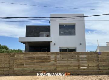 Foto1 · Casa en Venta y Alquiler Anual Balneario Buenos Aires