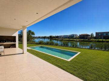 Casa · 300m² · 4 Ambientes · 4 Cocheras · Casa en Venta a La Laguna El Cantón Barrio Norte, Escobar