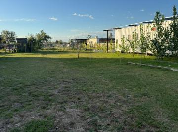Terreno · 300m² · 2 Ambientes · 2 Cocheras · Venta de Lote Interno Parquizado en Barrio Semicerrado Toma Vehiculo Oportunidad Financia