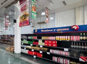 Local comercial · 700m² · Local - Ituzaingó
