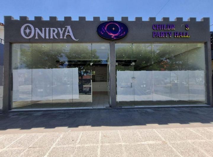Local comercial · 100m²