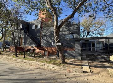 Casa · 380m² · 14 Ambientes · 4 Cocheras · Casa en Tejas Ll
