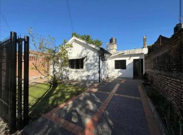 Casa de 6 ambientes, San Miguel de Tucumán · Casa en Alquiler Zona Parque Guillermina