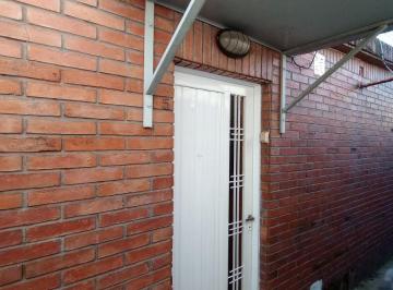 Casa de 3 ambientes, Rosario · Vendo Casa 1 Dorm. Sito en Calle Gutemberg Nº400