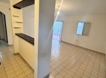 Departamento de 2 ambientes, San Miguel de Tucumán · Departamento en Alquiler Av Ejército del Norte 1 Dor Planta Baja con Gran Patio Propio