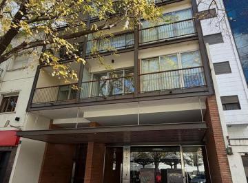 Departamento · 45m² · 2 Ambientes · Departamento de 1 Dormitorio en Alquiler, Frente a Plaza Moreno