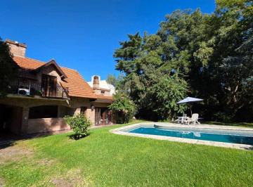 Casa · 270m² · 4 Ambientes · 1 Cochera · Casa Venta Barrio Bello Horizonte Tigre 4 Amb