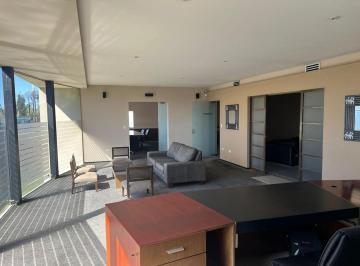 Oficina comercial · 180m² · 6 Ambientes · 5 Cocheras · Oficina Premium Amoblada en Riviera Park