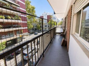 Departamento · 50m² · 3 Ambientes · Luminoso 3 Amb con Balcon Corr. Frente. Caballito