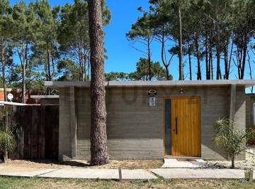 PH · 50m² · 3 Ambientes · 1 Cochera · Casa PH en Pinamar en Venta