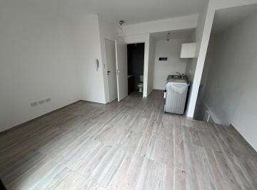 Departamento · 39m² · 2 Ambientes · Duplex Al Frente a Estrenar con Patio y Balcon. Excelente Ubicacion: Hipolito Yrigoyen 7718, Banfie