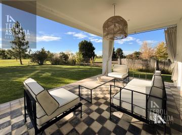 Casa · 410m² · 4 Ambientes · 2 Cocheras · Casa en Venta - 3 Dorm. - La Vacherie - Lujan de Cuyo - Mendoza