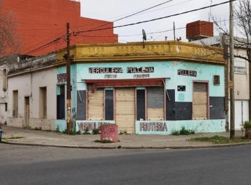 Terreno · 170m² · Esquina Constitución y Urquiza