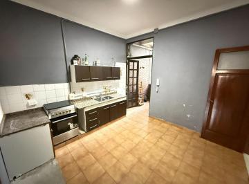 PH · 79m² · 4 Ambientes · PH Almagro Al Frente