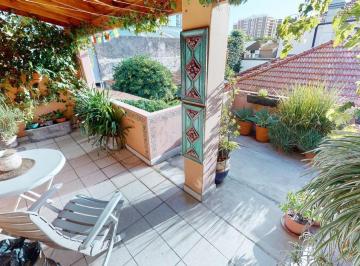 PH · 74m² · 3 Ambientes · Venta PH de 3 Ambientes Grande, en Martinez, a m de Av Santa Fe