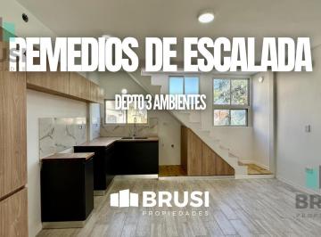 Departamento · 61m² · 3 Ambientes · Venta Departamento PH Tres Ambientes con Terraza - Remedios de Escalada