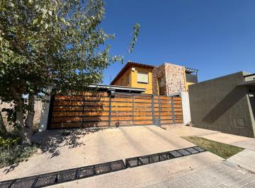 Casa , Villa Nueva · Venta Casa Barrio Alika Thiana