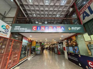 Local comercial · 53m² · 2 Ambientes · Vendo Locales en Galeria Cinerama
