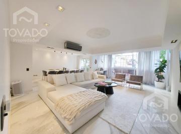 Departamento · 220m² · 4 Ambientes · 1 Cochera · Piso de Categoria en Palermo! 4 Ambientes con Dependencia y Cochera!