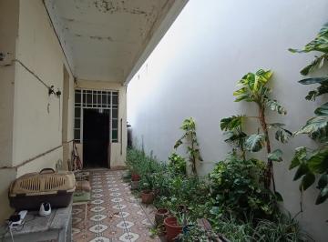 Terreno · 382m² · Terreno en Lanús Este