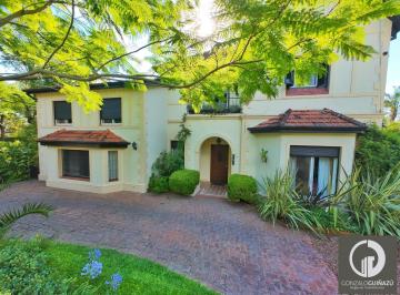 Casa · 450m² · 10 Ambientes · 2 Cocheras · Casa 5 Dorm., Fisherton Tradicional Venta