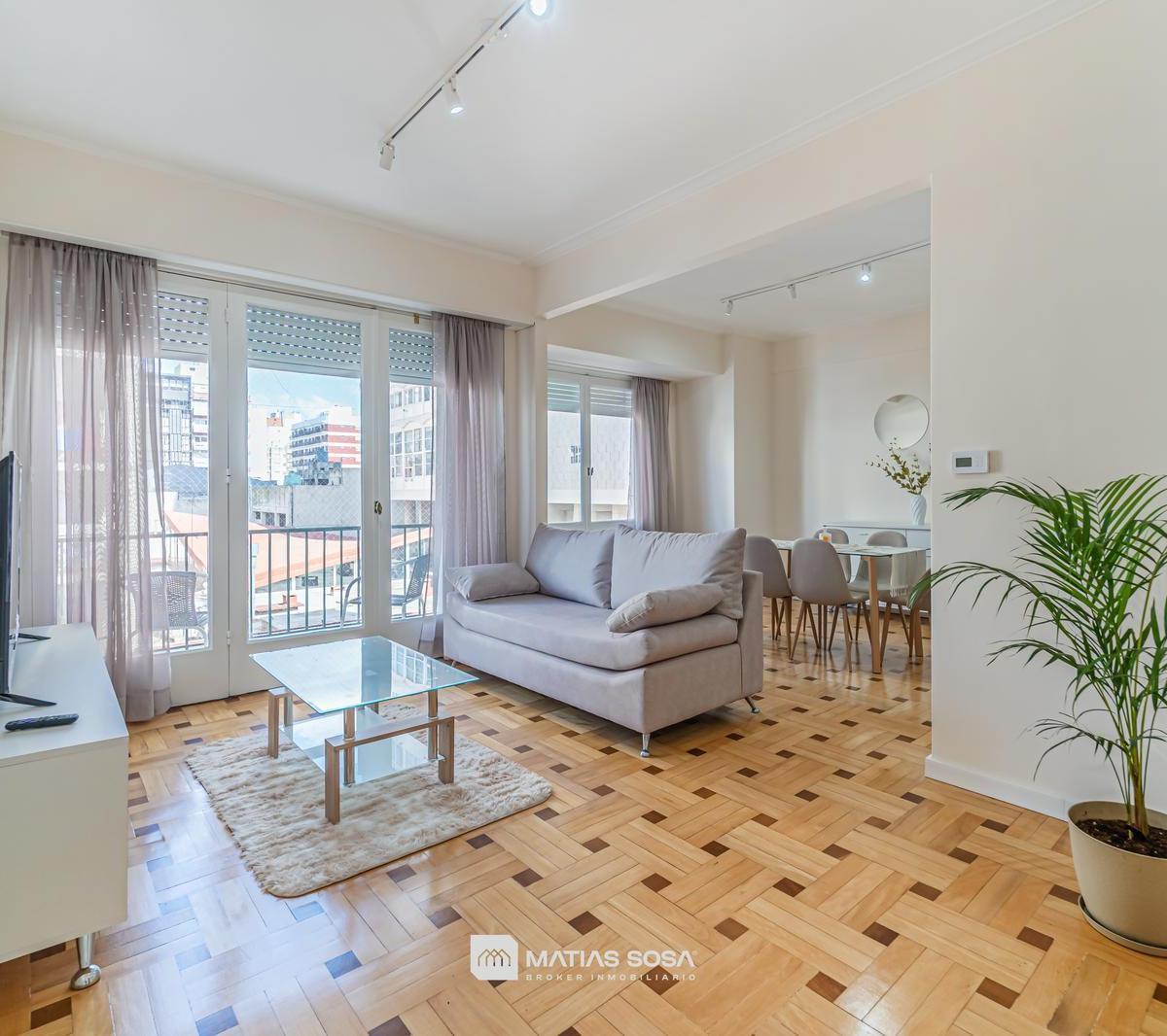 Depto 4 amb, 85m² con balcón y amoblado — Centro