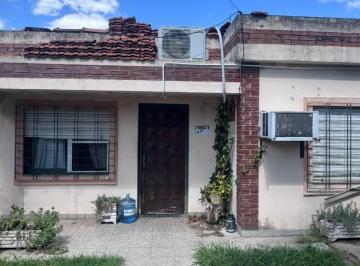 Casa · 300m² · 3 Ambientes · Vendo Casa con Posibilidad de Financiar en Villa de Mayo