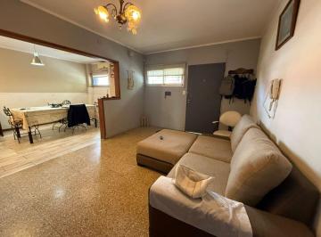 Casa de 3 ambientes, La Plata · PH Tipo Casa de 2 Dorm. y Patio en Venta en La Plata