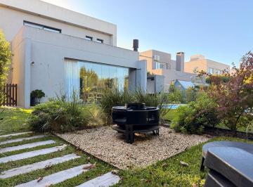 Casa · 184m² · 3 Dormitorios · 2 Cocheras · Venta | Casa con 3 Dorm. en Lote Interno | Tipas, Nordelta
