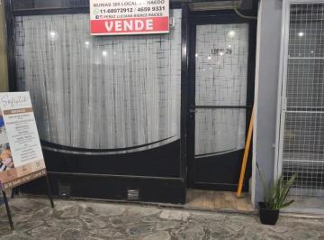 moron-haedo-venta-local-hasta-30-mts · Se Vende Local Comercial en Galeria Haedo Centro