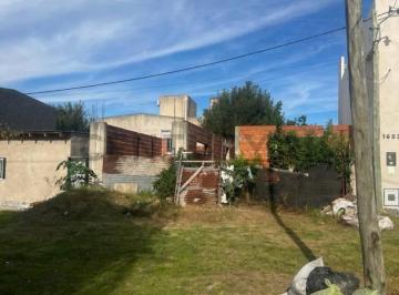 Terreno · 250m² · Lote con Construcción en Altos de San Lorenzo