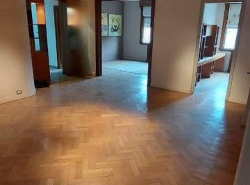 Departamento de 5 ambientes, Córdoba · Departamento con 3 Habitaciones en Venta en Centro de Córdoba