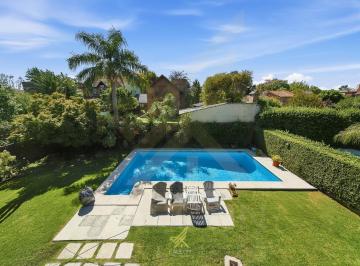 Casa · 600m² · 7 Ambientes · 2 Cocheras · Casa en Ciudad Jardin en Venta