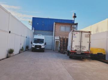 Bodega-Galpón · 490m² · 5 Ambientes · Galpón en Granadero Baigorria