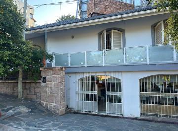 Casa · 300m² · 5 Ambientes · 5 Cocheras · Casa en Venta en La Subida del Cerro. Apto Comercial y Profesional. Ubicacion Ideal. Apto Credito