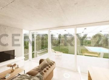 Casa · 78m² · 3 Ambientes · 1 Cochera · Casa en Venta en Gonnet a Estrenar en Barrio Cerrado Pueblo