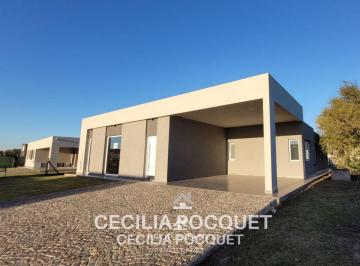 Casa · 198m² · 5 Ambientes · 2 Cocheras · Casa en Venta San Simón Canning