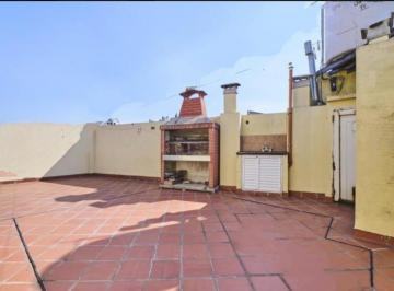 Casa · 169m² · 4 Ambientes · Venta de Casa 4 Ambientes con Local Comercial en Planta Baja en Floresta Apto Credito