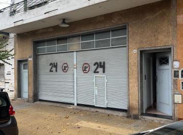 Depósito , Velez Sarsfield · Fabrica con Vivienda 500 m² Moron 4810