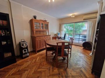 Departamento · 61ha · 3 Ambientes · Depto en Venta - Centro - 2 Dorm. - Amplio