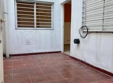 PH de 2 ambientes, Mataderos · Muy Buen PH de 2 Ambientes con Dos Patios. Bajas Expensas. Amplio y Espacioso